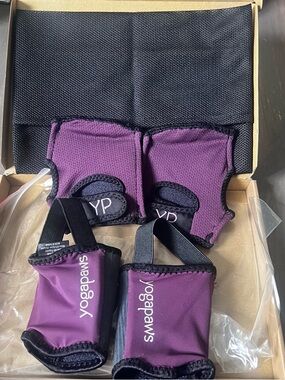 Yoga paws Purple Athletic grippers for feet and hands with Black Trim Size 1 S